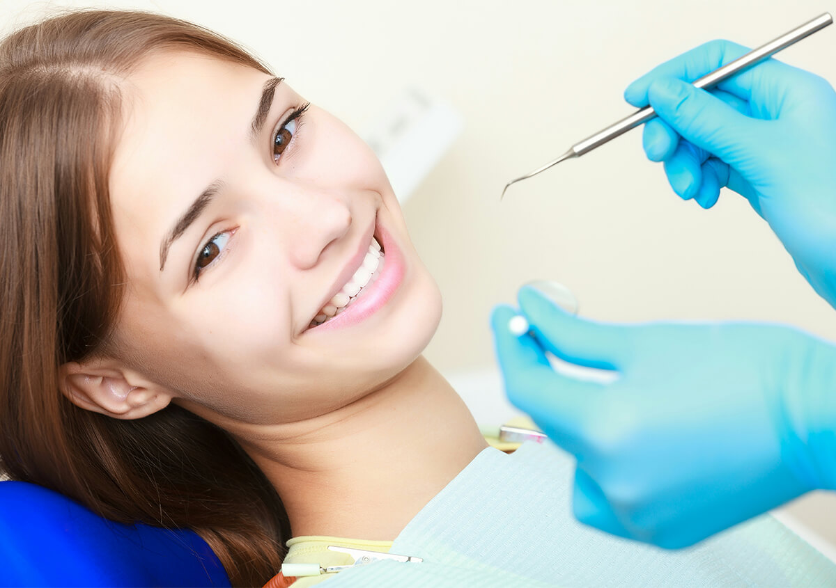 Gum Disease Treatments Available in Los Angeles Area